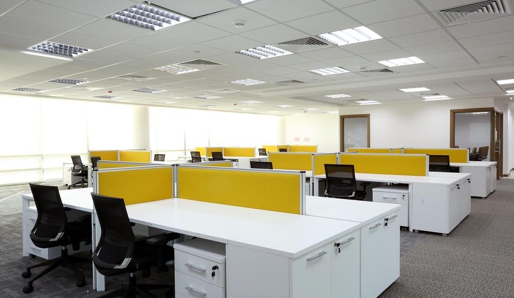 magicdesk-interior-5848777_1280 (1)